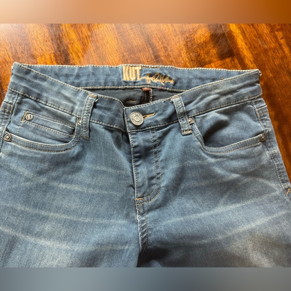 Kut from the Kloth relaxed skinny jeans size 6 - Picture 3 of 11
